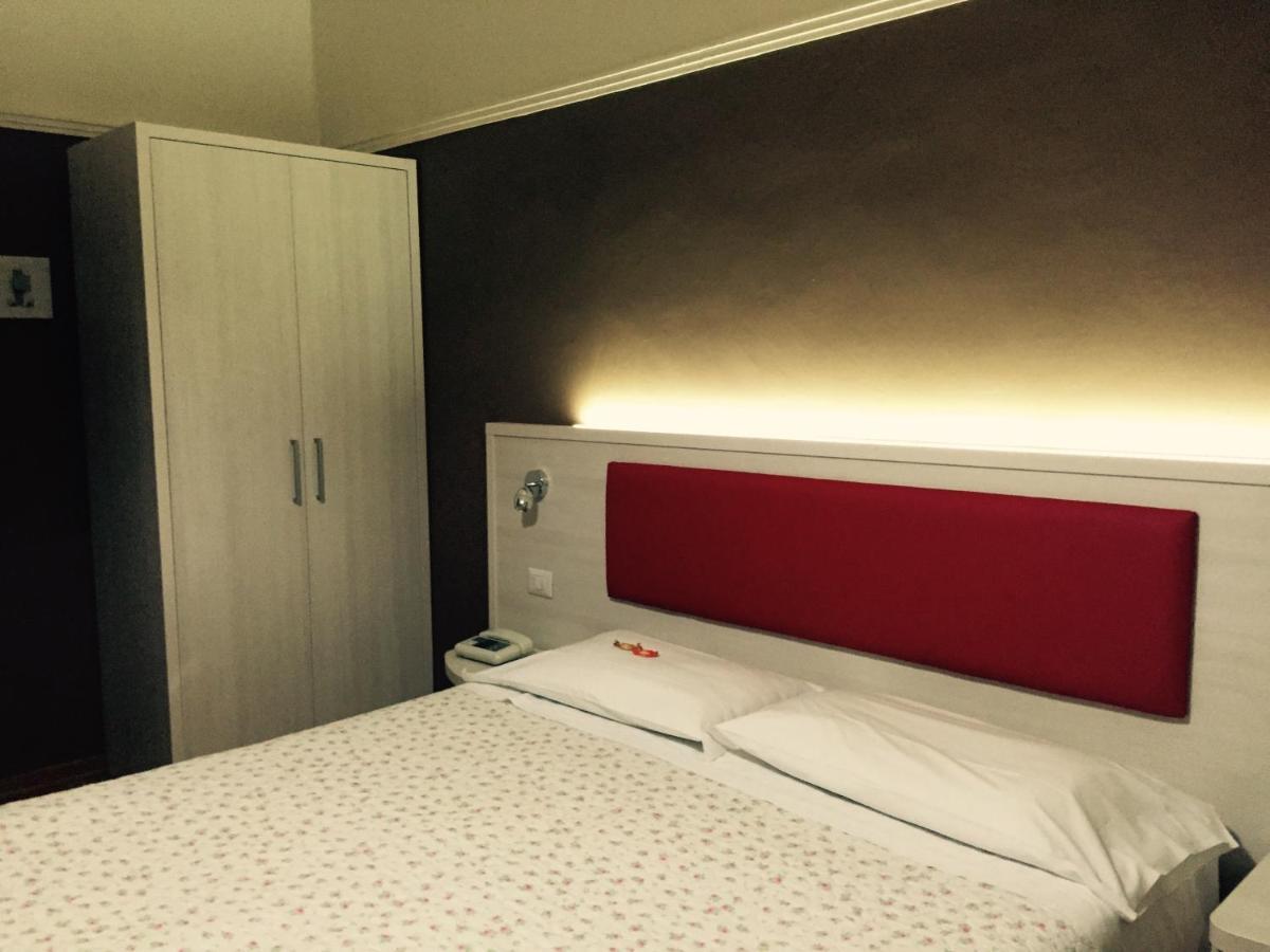 Hotel Biondi Montecatini Terme Ruang foto